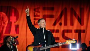 Bryan Adams